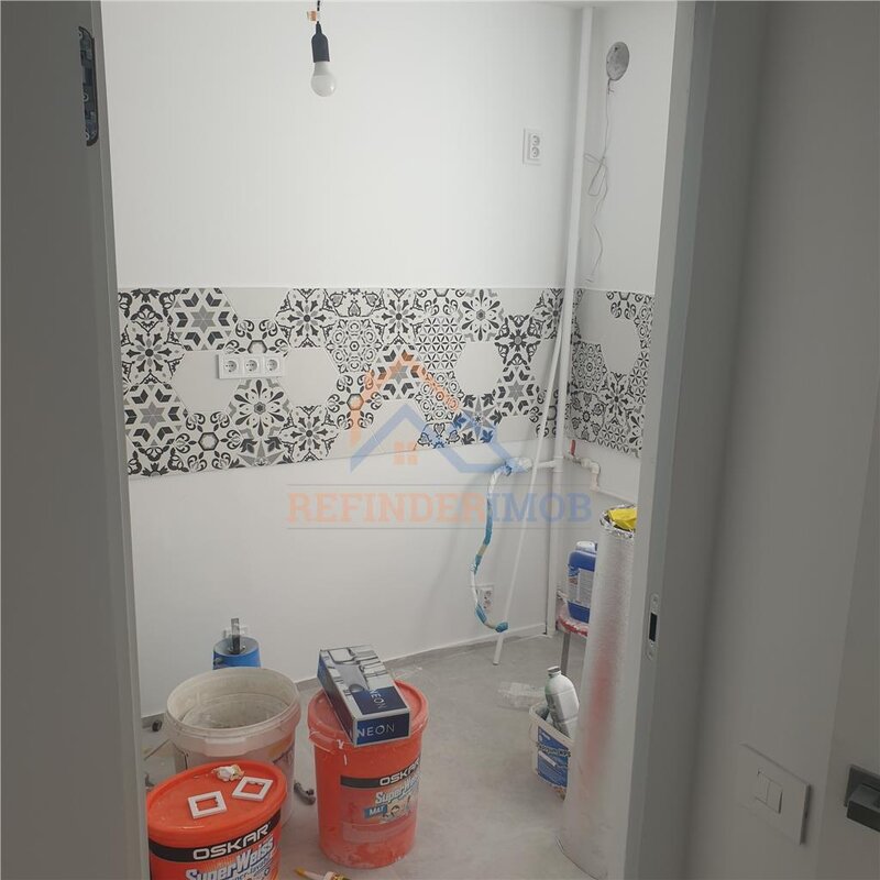 Prelungirea Ghencea, Metrou Raul Doamnei, vanzare apartament 3 camere.