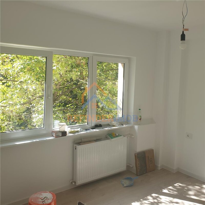 Prelungirea Ghencea, Metrou Raul Doamnei, vanzare apartament 3 camere.